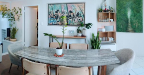 3-Bedroom Villa, Perth